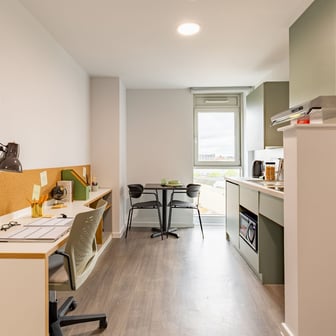 Silver Studio - Image 7